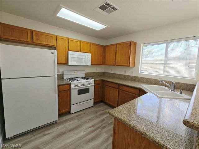 7201 Scenic Desert Court, Las Vegas, NV 89131