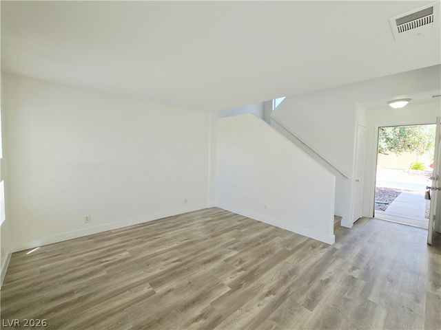 7201 Scenic Desert Court, Las Vegas, NV 89131