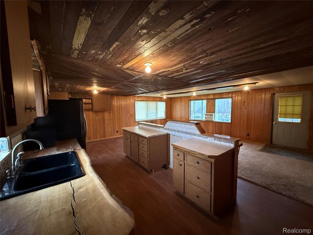 4126 Montgomery, Marlette, MI 48453