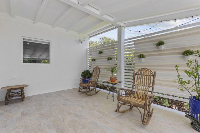 297 Minola Drive, Miami Springs, FL 33166