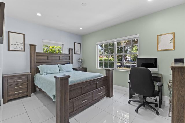 297 Minola Drive, Miami Springs, FL 33166