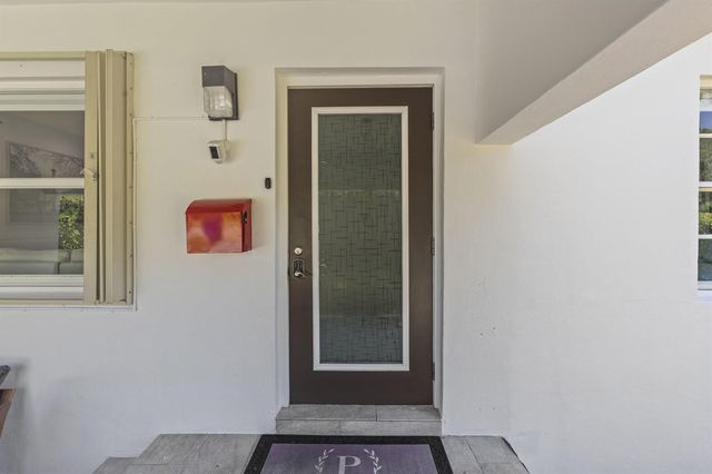 297 Minola Drive, Miami Springs, FL 33166