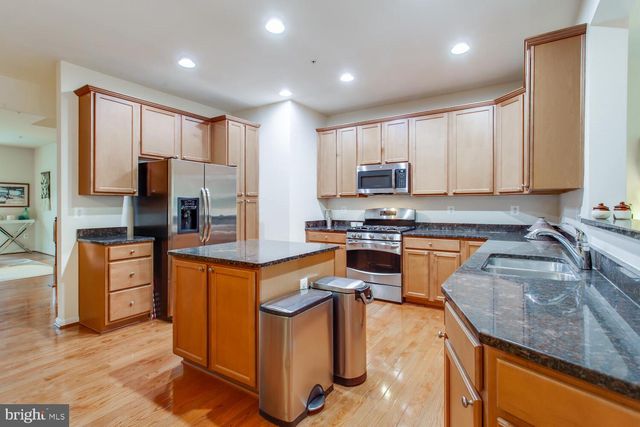 915 HALL STATION DR, Bowie, MD 20721