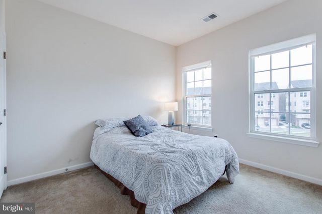 915 HALL STATION DR, Bowie, MD 20721