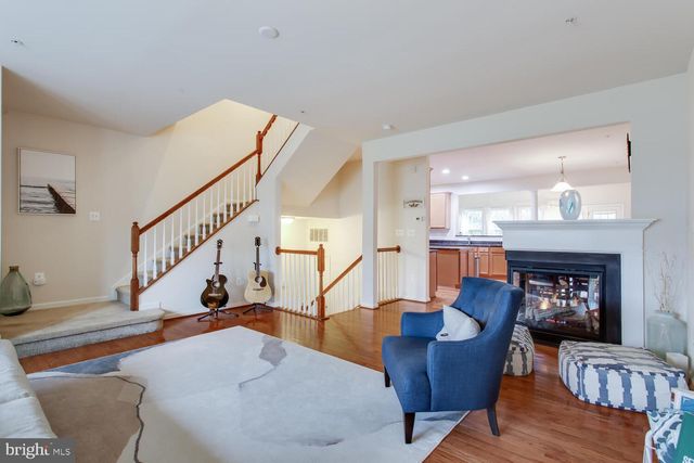 915 HALL STATION DR, Bowie, MD 20721