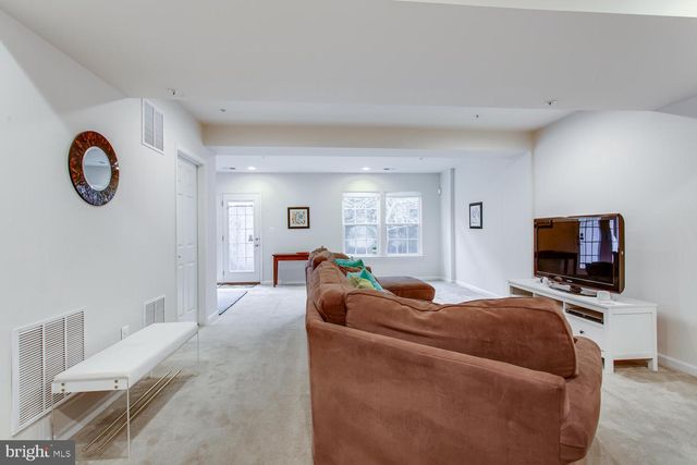 915 HALL STATION DR, Bowie, MD 20721