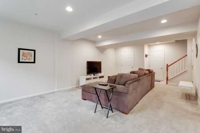 915 HALL STATION DR, Bowie, MD 20721