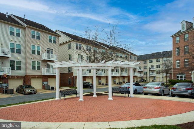 915 HALL STATION DR, Bowie, MD 20721