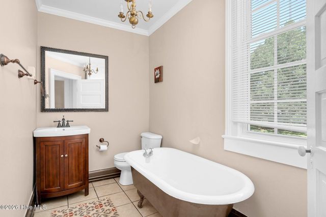 405 E Center Street, Nashville, NC 27856