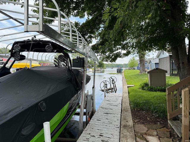 38 EMS B6C Lane, Leesburg, IN 46538