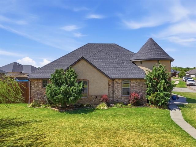 1121 NW 17th Street, Newcastle, OK 73065