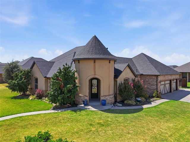 1121 NW 17th Street, Newcastle, OK 73065
