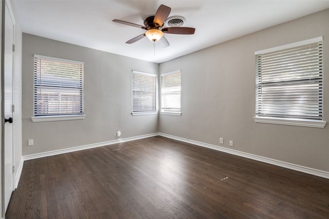 2952 Lavita Lane, Farmers Branch, TX 75234