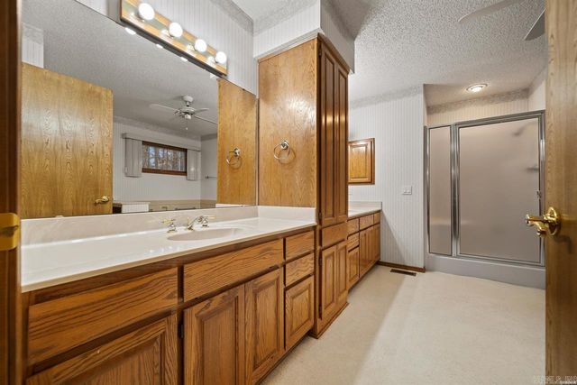 34 Alicante Way, Hot Springs Village, AR 71909