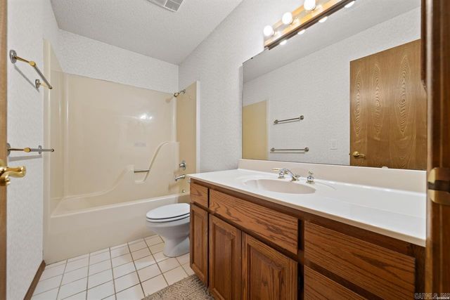 34 Alicante Way, Hot Springs Village, AR 71909