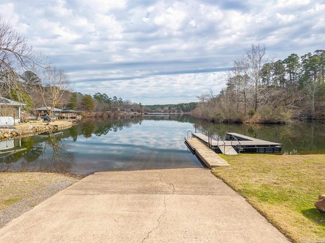 34 Alicante Way, Hot Springs Village, AR 71909