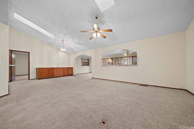 34 Alicante Way, Hot Springs Village, AR 71909