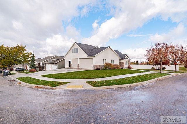 6369 E Tower Castle Loop, Ammon, ID 83406