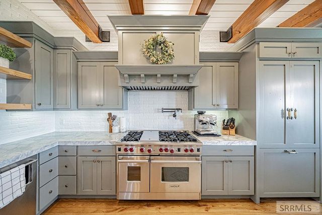 6369 E Tower Castle Loop, Ammon, ID 83406