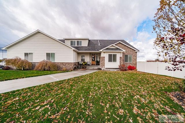 6369 E Tower Castle Loop, Ammon, ID 83406