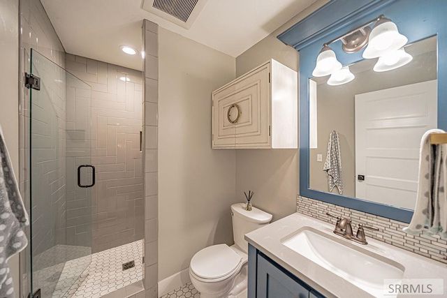 6369 E Tower Castle Loop, Ammon, ID 83406