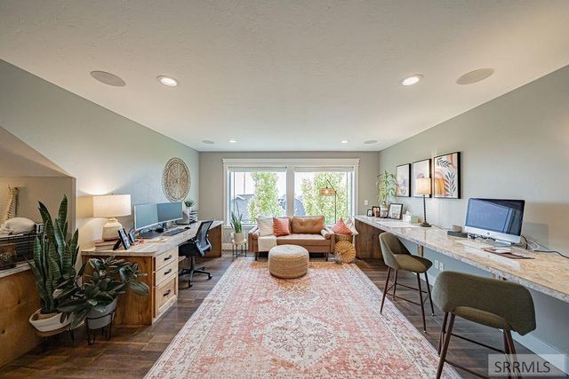 6369 E Tower Castle Loop, Ammon, ID 83406