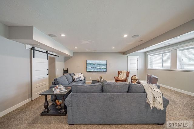6369 E Tower Castle Loop, Ammon, ID 83406