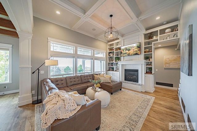 6369 E Tower Castle Loop, Ammon, ID 83406