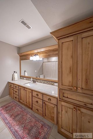 6369 E Tower Castle Loop, Ammon, ID 83406
