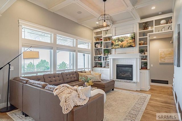 6369 E Tower Castle Loop, Ammon, ID 83406