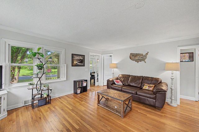 4510 Gettysburg Avenue N, New Hope, MN 55428