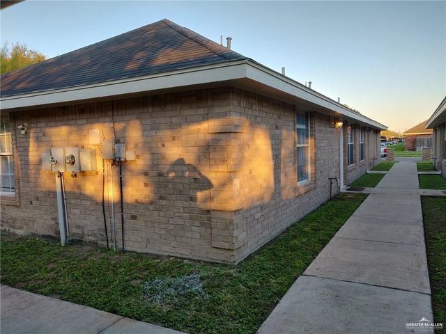 2013 N El Mundo Drive, Edinburg, TX 78541