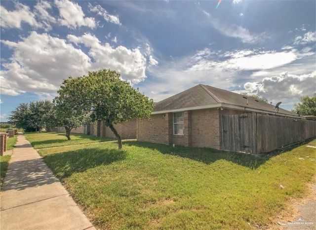 2013 N El Mundo Drive, Edinburg, TX 78541