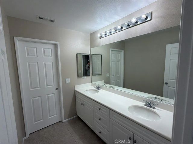 44148 48th Street West, Lancaster, CA 93536