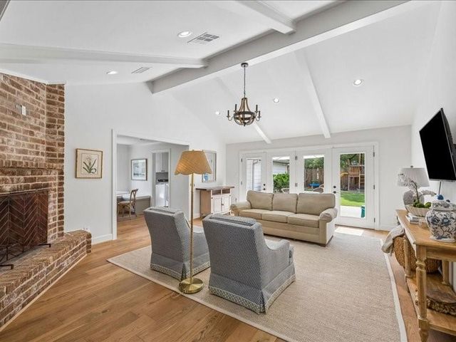 1307 Berrywood Lane, Houston, TX 77077
