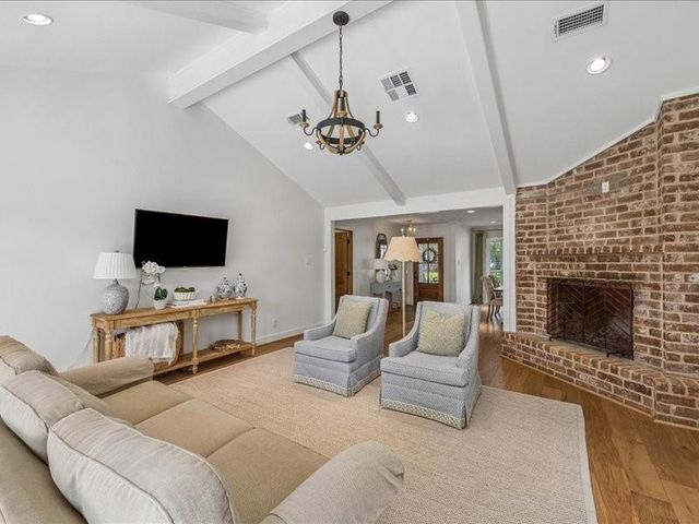 1307 Berrywood Lane, Houston, TX 77077
