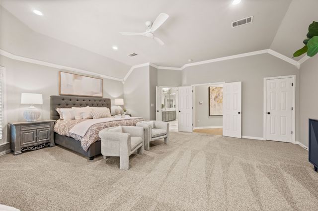 8800 Thornway Drive, North Richland Hills, TX 76182