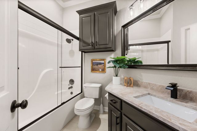 8800 Thornway Drive, North Richland Hills, TX 76182