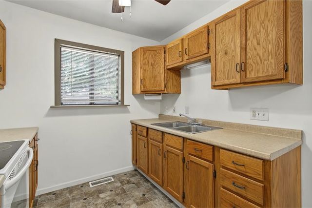 5808 S Southeast Blvd, Derby, KS 67037