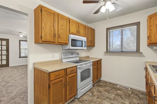 5808 S Southeast Blvd, Derby, KS 67037