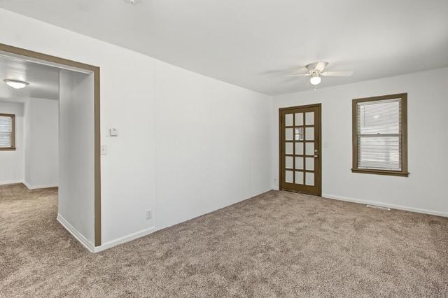 5808 S Southeast Blvd, Derby, KS 67037