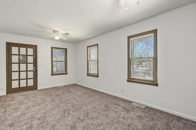 5808 S Southeast Blvd, Derby, KS 67037