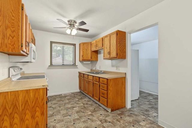 5808 S Southeast Blvd, Derby, KS 67037