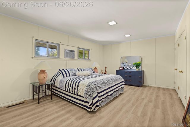 1427 Vinsetta Boulevard, Royal Oak, MI 48067