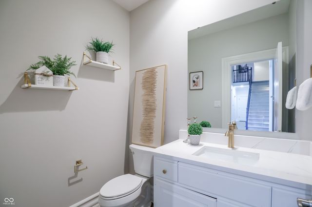 1013 Pine Hill Way, Carmel, IN 46032