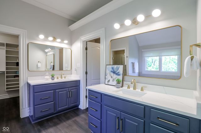 1013 Pine Hill Way, Carmel, IN 46032
