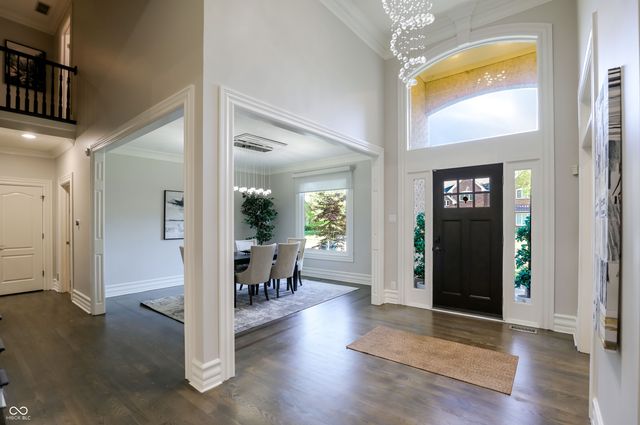 1013 Pine Hill Way, Carmel, IN 46032