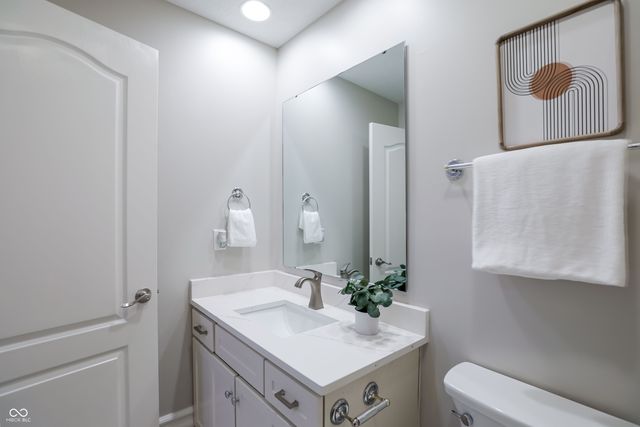 1013 Pine Hill Way, Carmel, IN 46032
