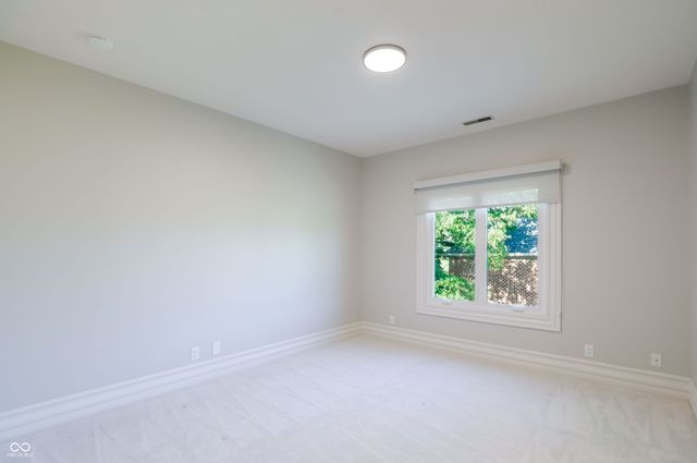 1013 Pine Hill Way, Carmel, IN 46032