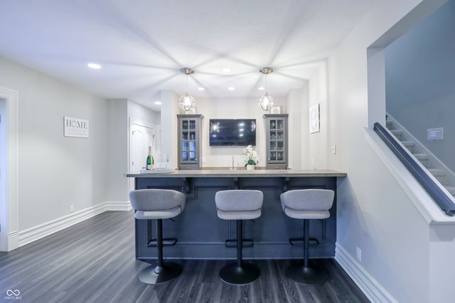 1013 Pine Hill Way, Carmel, IN 46032